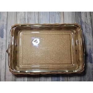 Vintage PYREX 3 Qt. 233 Wicker Basket Holder Carrier & Casserole Baking Dish